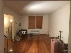 新鲜草原72大道162街一家庭出租 917-808-8888