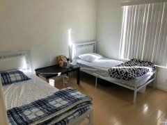 蒙市高级家庭旅馆 -蒙市豪宅别墅单间 酒店式管理   （无炊
