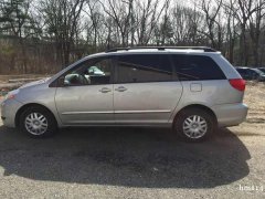 2008 Toyota Sienna LE 家庭用车卖 $5