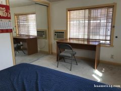 独立屋内套房 独立出入 近10号 605号高速 简单家具