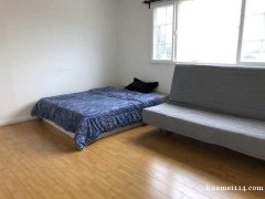 位于San Gabriel现有独立House其中的雅房长短期