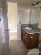 WEST COVINA 新装修独立后屋，
