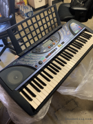 出几样物品：全新手机导航架