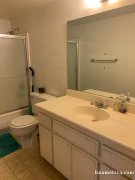 ALHAMBRA 2B2B apartment其中的一1B1