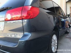 2008 丰田Sienna Limited,全皮椅,高速公路