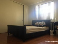 房屋位于Alhambra.有两室两浴公寓分租其中一室一浴，
