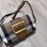 Burberry 小包