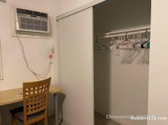 出租一室雅芳,室内有空调 有停车位