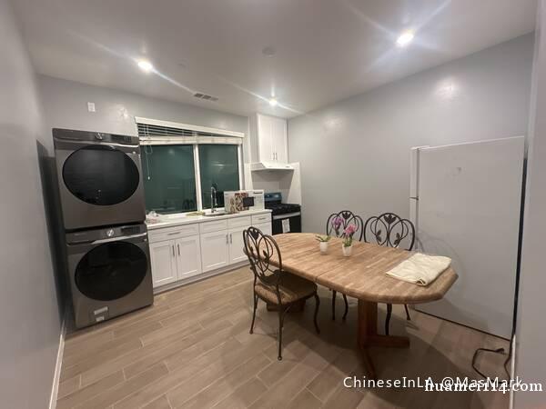 Jurupa Valley 两房一厨一卫 独立出入 全新家具 Jurupa Valley 两房一厨一卫 独立出入 全新家具