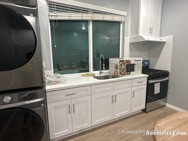 Jurupa Valley 两房一厨一卫 独立出入 全新家具 Jurupa Valley 两房一厨一卫 独立出入 全新家具