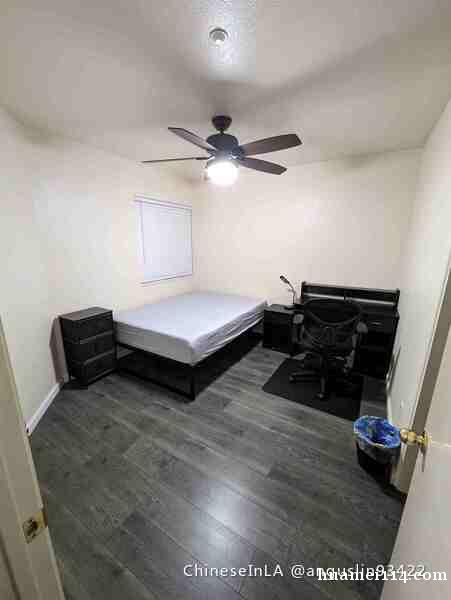 Fontana 方塔纳 独立屋 套房 雅房分租 Fontana 方塔纳 独立屋 套房 雅房分租