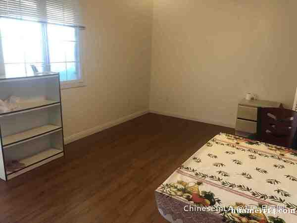 天普市亚市10分学区房2房1浴独立进出独立院子 天普市亚市10分学区房2房1浴独立进出独立院子