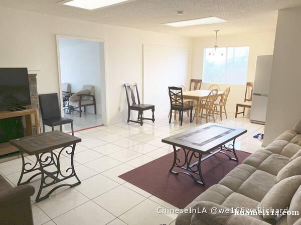 罗兰岗独立屋大套房(内有2卧)出租 罗兰岗独立屋大套房(内有2卧)出租