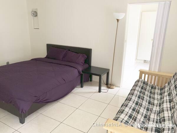 罗兰岗独立屋大套房(内有2卧)出租 罗兰岗独立屋大套房(内有2卧)出租