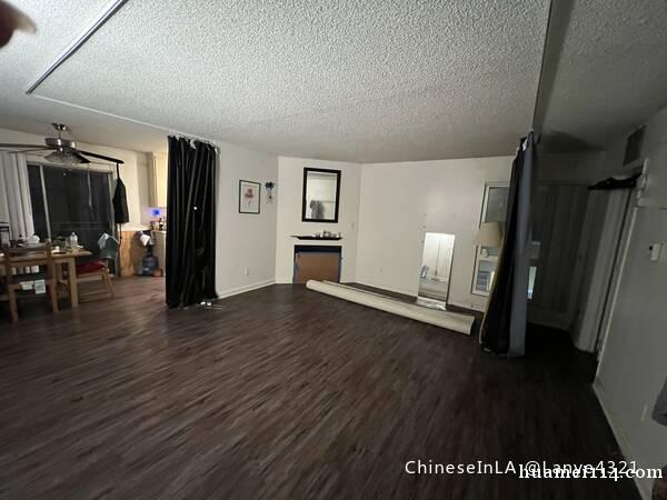 west covina 高级公寓招个室友 west covina 高级公寓招个室友