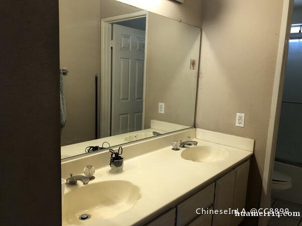 爱满地套房雅房出租 爱满地套房雅房出租