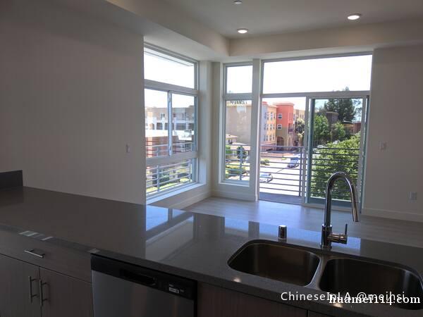 ALHAMBRA 市中心2025 全新 二房2浴豪华公寓 ALHAMBRA 市中心2025 全新 二房2浴豪华公寓