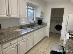 罗兰岗独立屋大套房(内有2卧)出租 罗兰岗独立屋大套房(内有2卧)出租