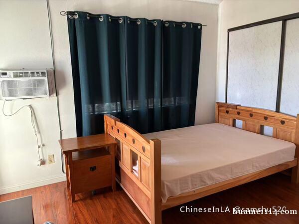 分租单间房:清静;干净;环境好;配套齐全;有车位;租金 70 分租单间房:清静;干净;环境好;配套齐全;有车位;租金 70