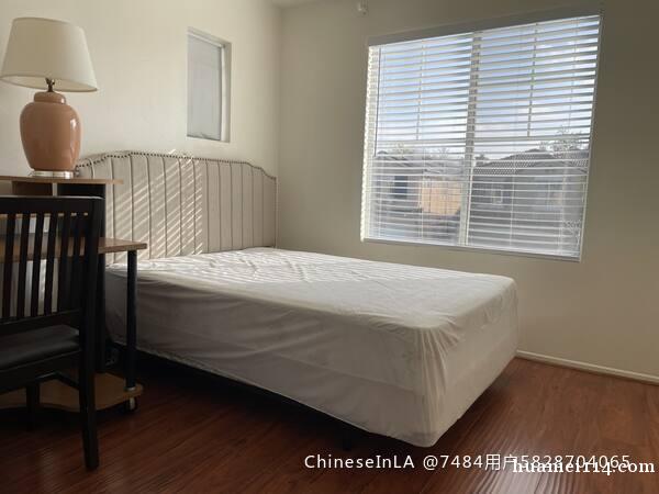 雅房出租 雅房出租