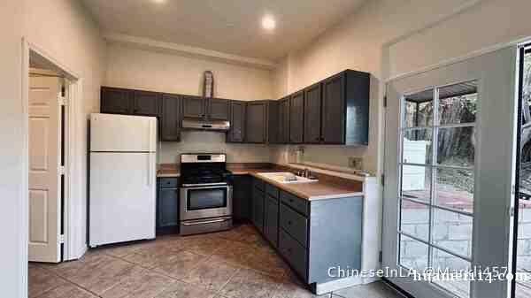 Whittier近哈岗罗兰岗(10分钟)独立后屋安全安静 Whittier近哈岗罗兰岗(10分钟)独立后屋安全安静