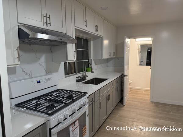West Covina全新一房一厅厨房 独立后屋出租 West Covina全新一房一厅厨房 独立后屋出租