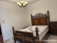 罗兰岗好风水房。独立出入,拎包入住。一室一厅一卫。交通方便,