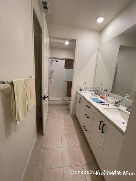 Whittier地区House招租 Whittier地区House招租