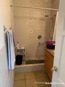 在柔丝蜜与圣盖博交界处有多个房间出租