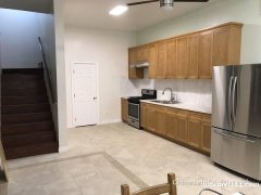 新套房 in RH 罗兰岗