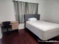 罗兰岗,雅房和套房各一间。走路到168