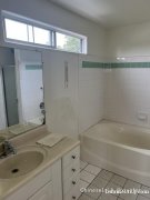 位于爱尔蒙地有一套主卧出租 带宽敞独立卫生间 位于Garve