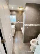 罗兰岗独立屋1个两层楼雅房分租拎包入住共用卫生间