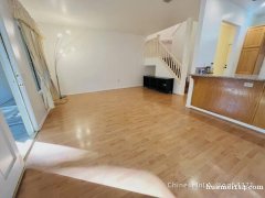 钻石吧3房2厅2.5卫2车库康斗整租