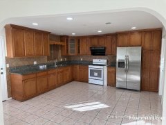 整租 Pomona 新装修 全新家电 地点优越 生活便利