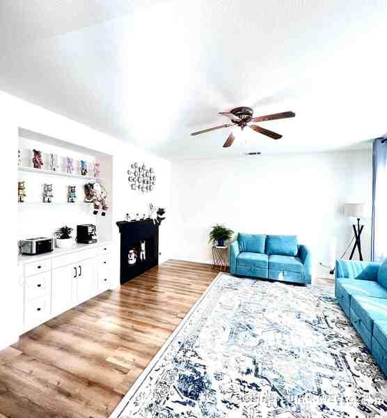 EASTVALE华人房屋出租 EASTVALE华人房屋出租