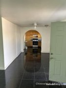 出租独立出入的房子，2.5个房两庁一个厕所，位置于10号公路