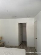 Fontana. 210 和15号高速公路交界有一间雅房出租